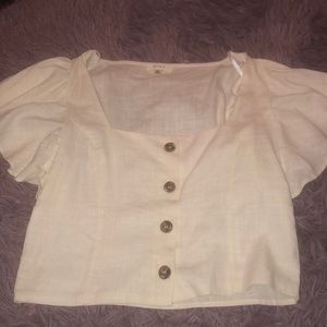 Cropped button down shirt with flowy sleeves!